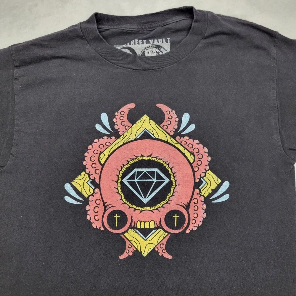 Street Vault Shirt Mens‎ Small Black Streetwear Graphic Tee Kraken Diamond Adult